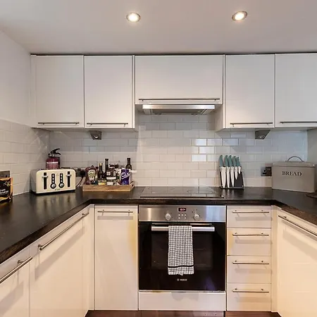 Lovely Flat In Chelsea